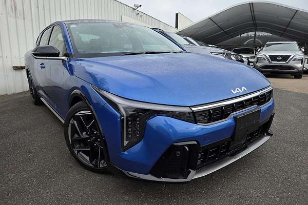 2024 Kia K4 GT-Line CL4m