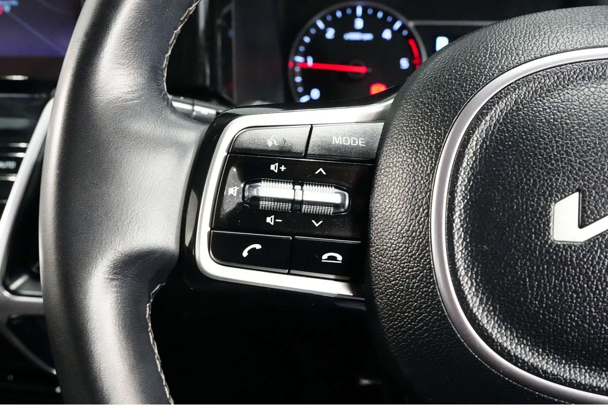 2022 Kia Sorento Sport MQ4