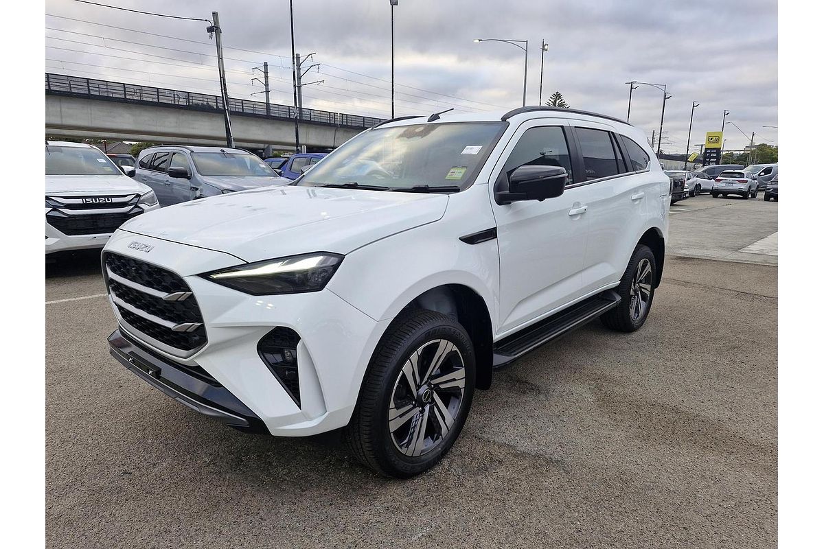 2026 Isuzu MU-X LS-T