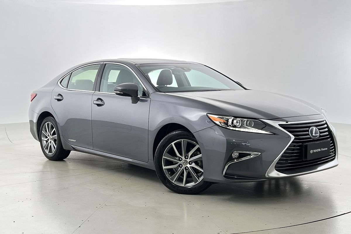 2015 Lexus ES ES300h Sports Luxury AVV60R