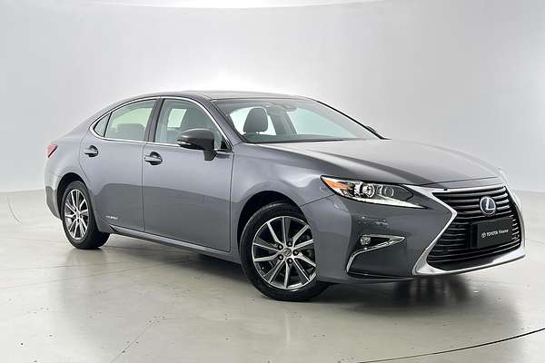 2015 Lexus ES ES300h Sports Luxury AVV60R