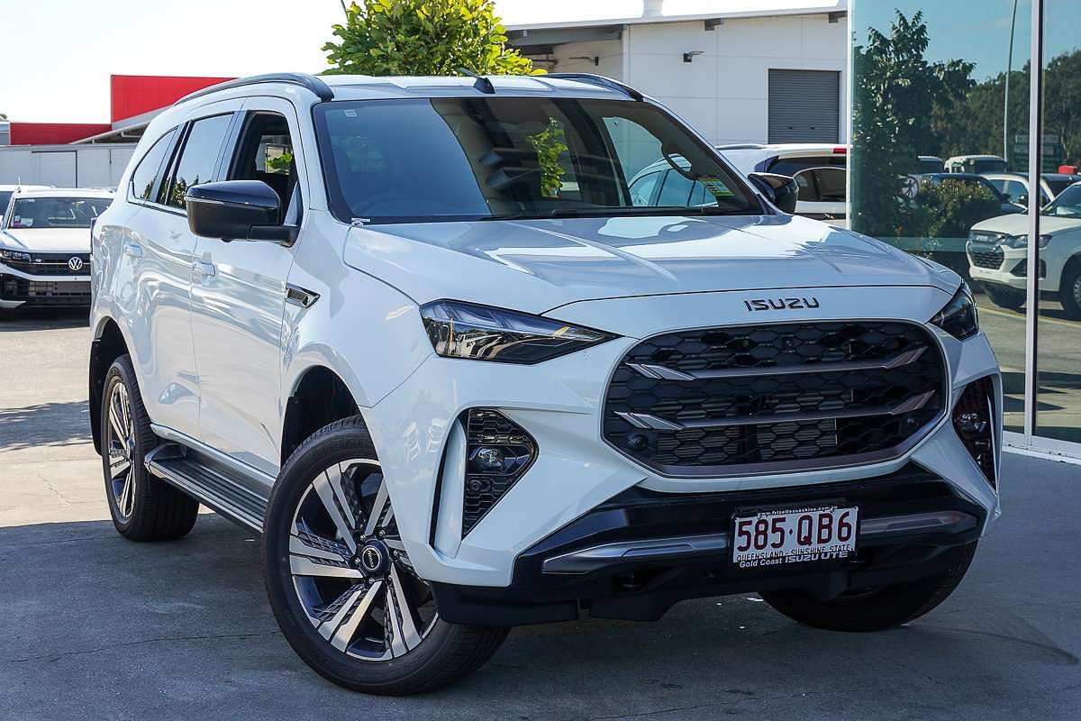 2026 Isuzu MU-X LS-T