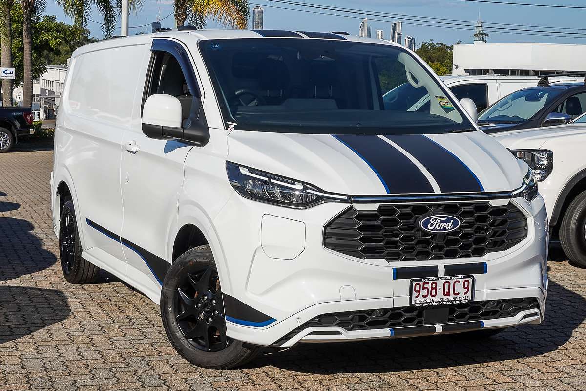 2025 Ford Transit Custom PHEV Sport SWB AV SWB Low Roof