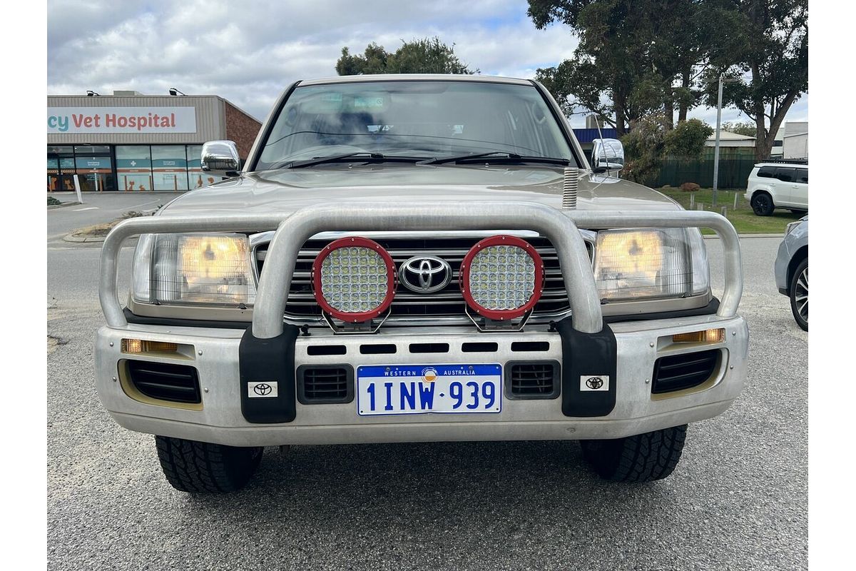 2003 Toyota Landcruiser GXL HDJ100R