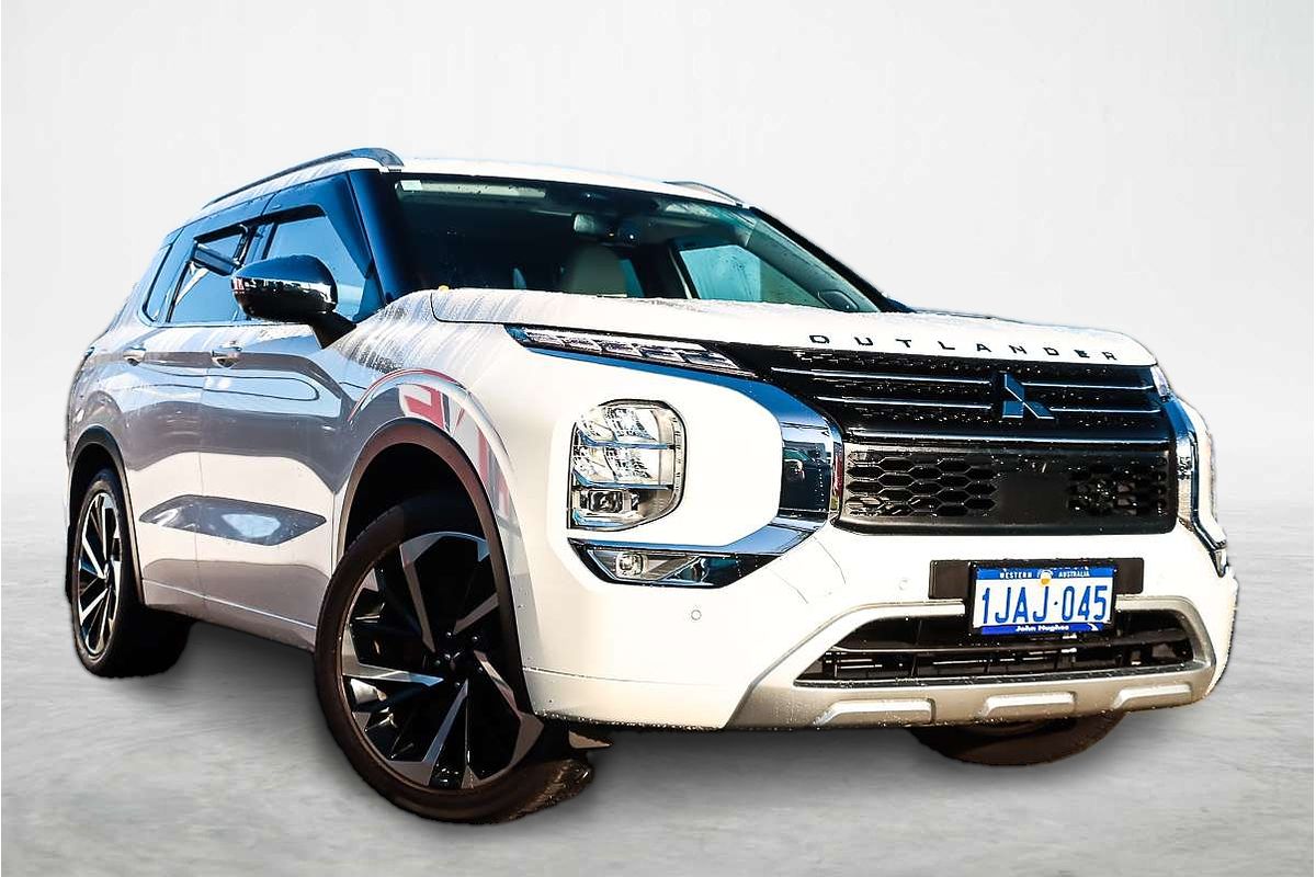 2022 Mitsubishi Outlander Exceed ZM