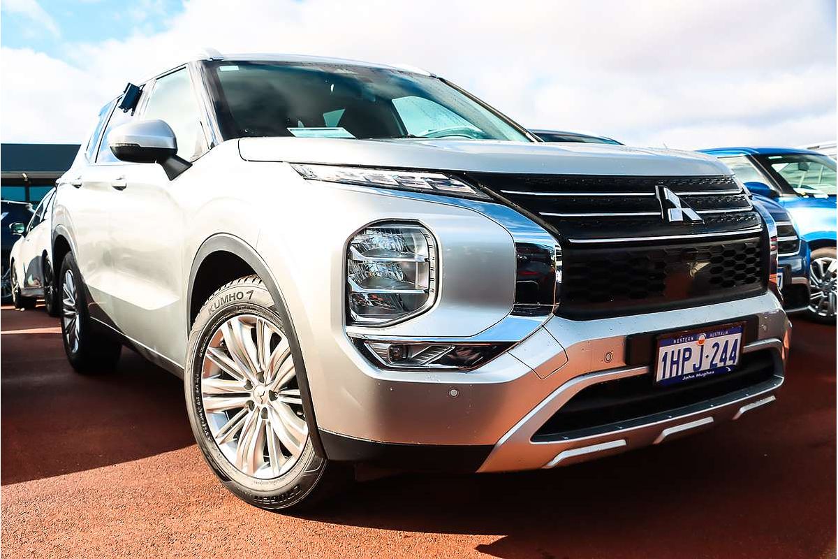 2022 Mitsubishi Outlander LS ZM