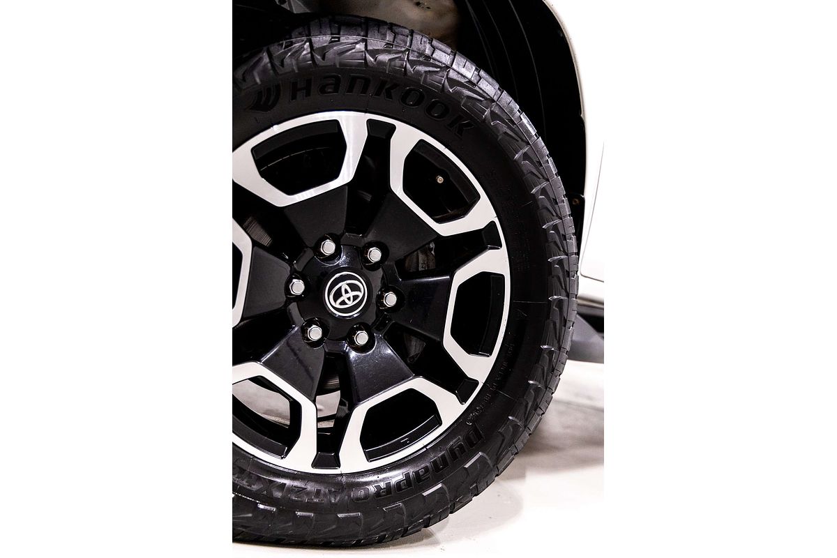 2021 Toyota Hilux SR5 GUN126R 4X4