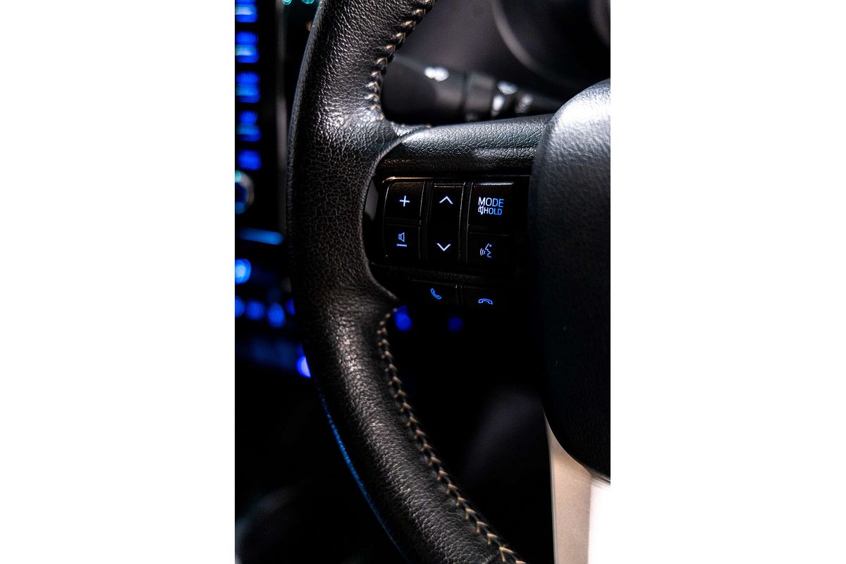 2021 Toyota Hilux SR5 GUN126R 4X4