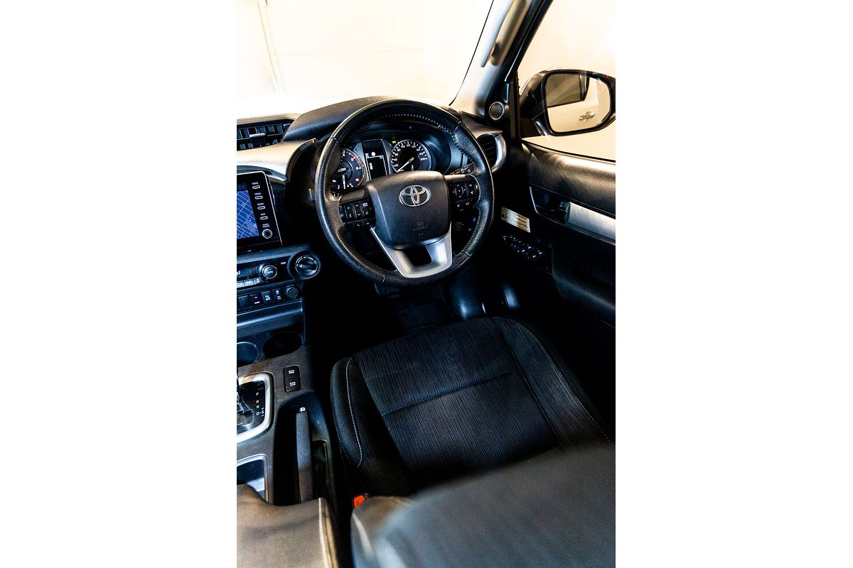 2021 Toyota Hilux SR5 GUN126R 4X4