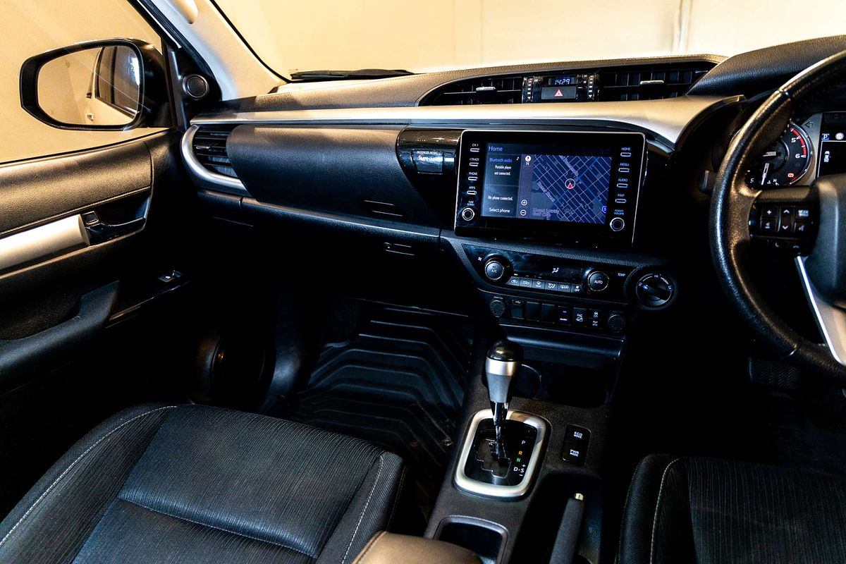 2021 Toyota Hilux SR5 GUN126R 4X4