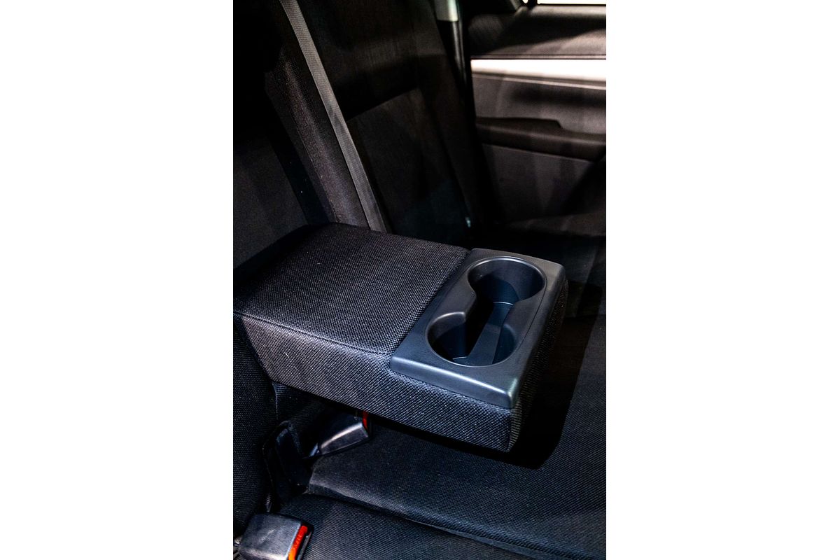 2021 Toyota Hilux SR5 GUN126R 4X4