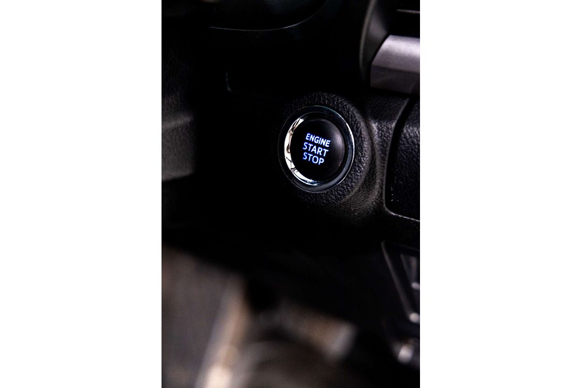 2021 Toyota Hilux SR5 GUN126R 4X4