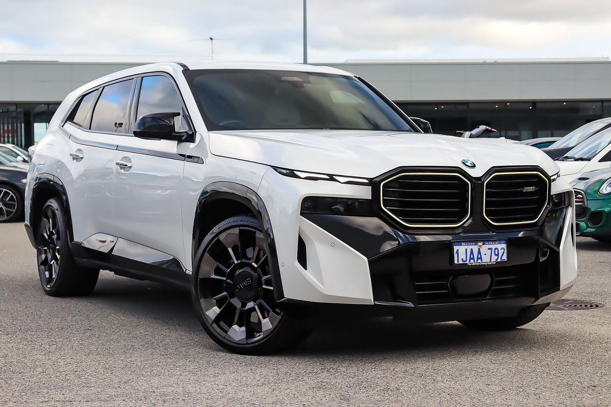 2024 BMW XM G09