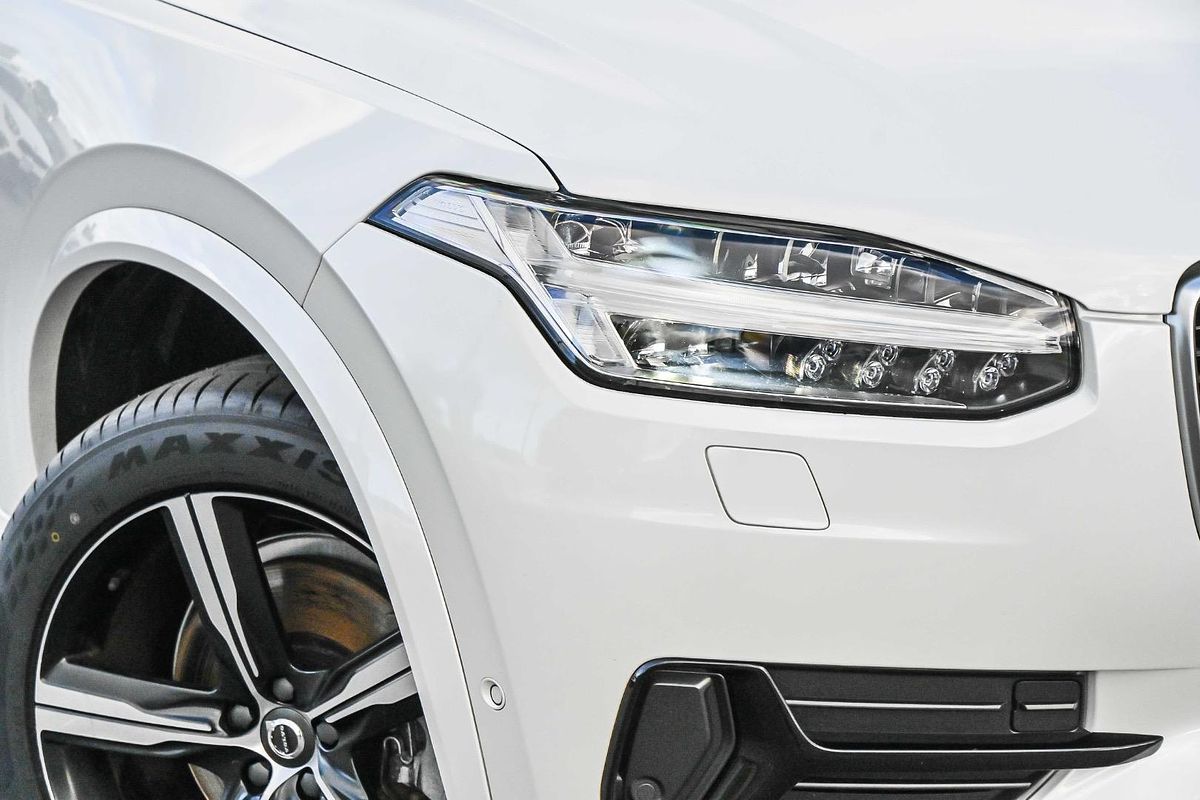 2019 Volvo XC90 T6 R-Design