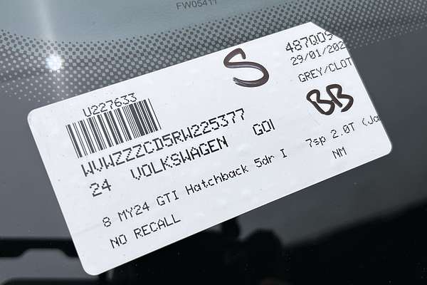2024 Volkswagen Golf GTI 8 thumb-23