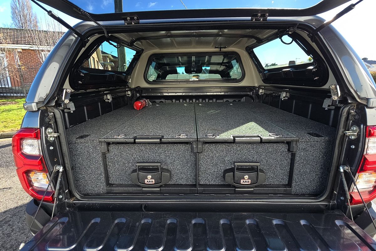 2024 Toyota Hilux SR5 GUN126R 4X4