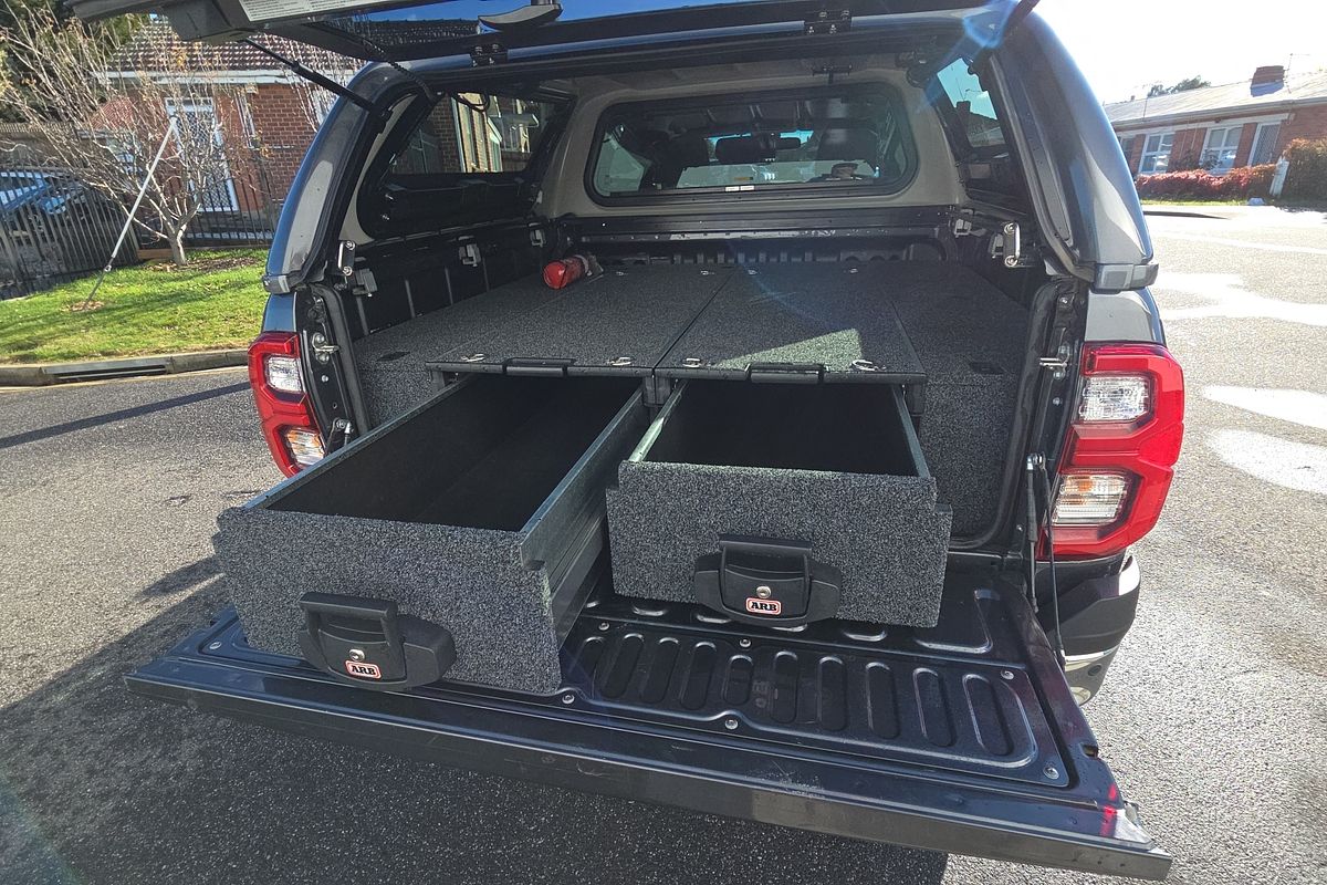 2024 Toyota Hilux SR5 GUN126R 4X4