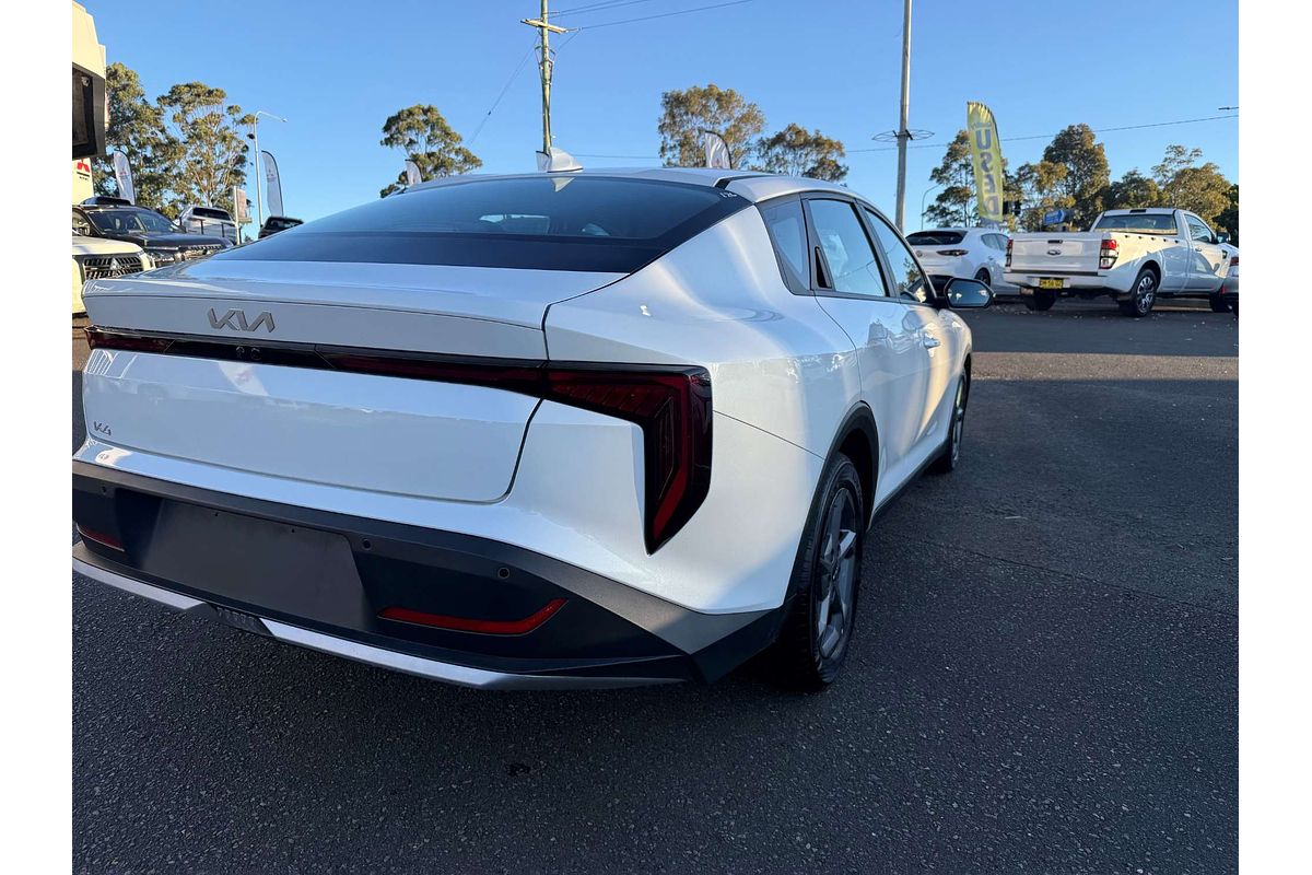 2024 Kia K4 S CL4m