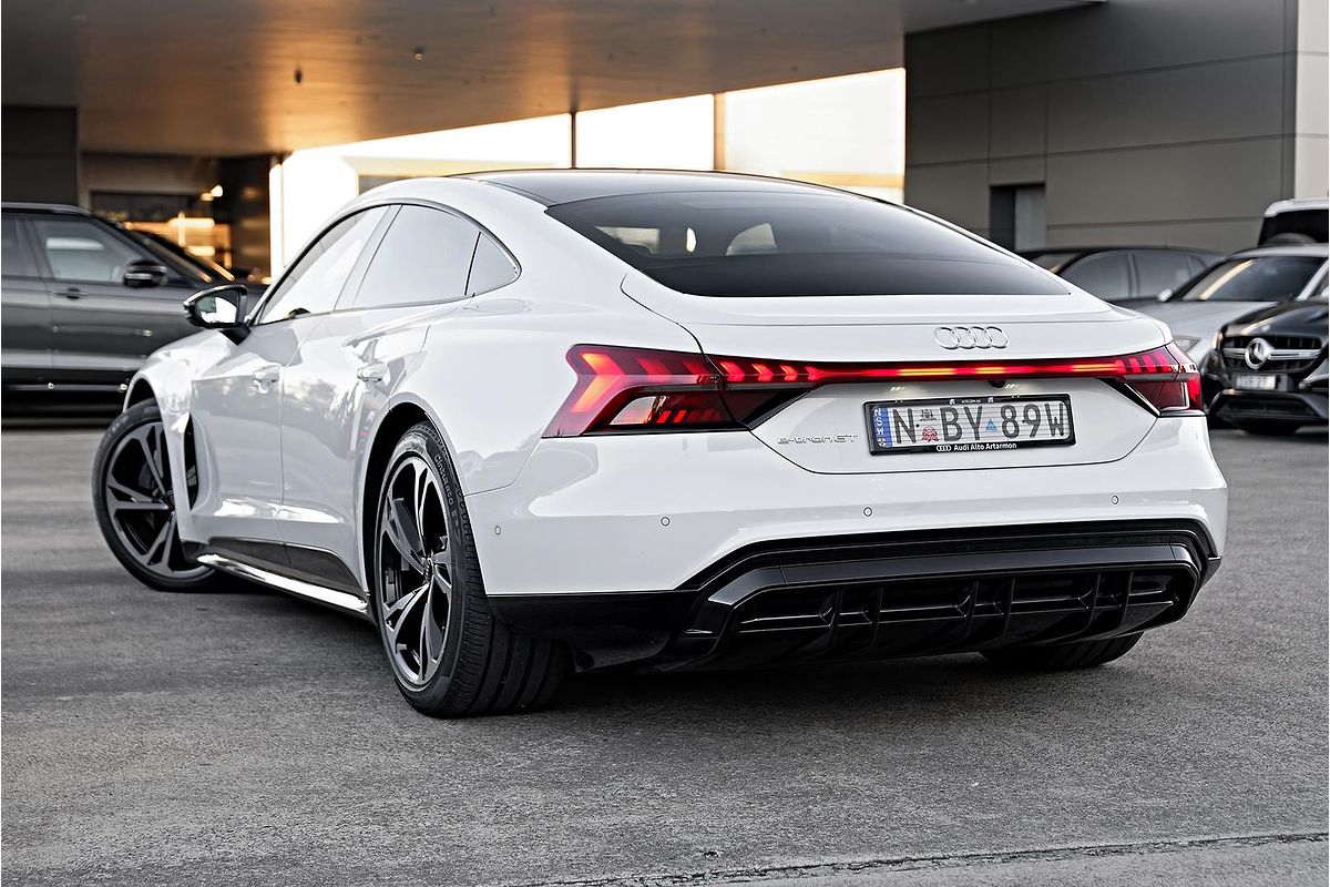 2023 Audi e-tron GT F83