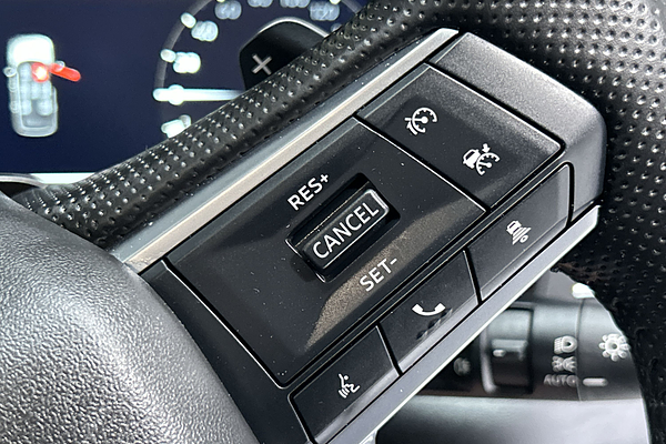 2025 Mitsubishi Outlander LS ZM thumb-16
