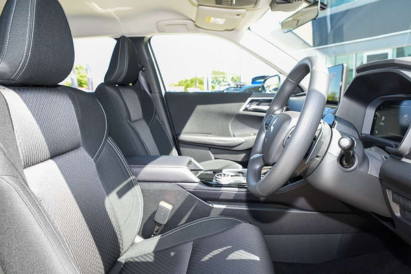 2025 Mitsubishi Outlander ES ZM thumb-29