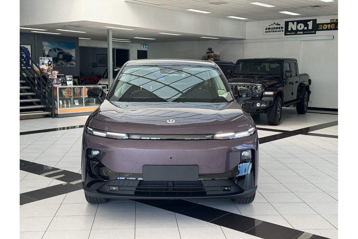 2026 Leapmotor B10 Design LR A12