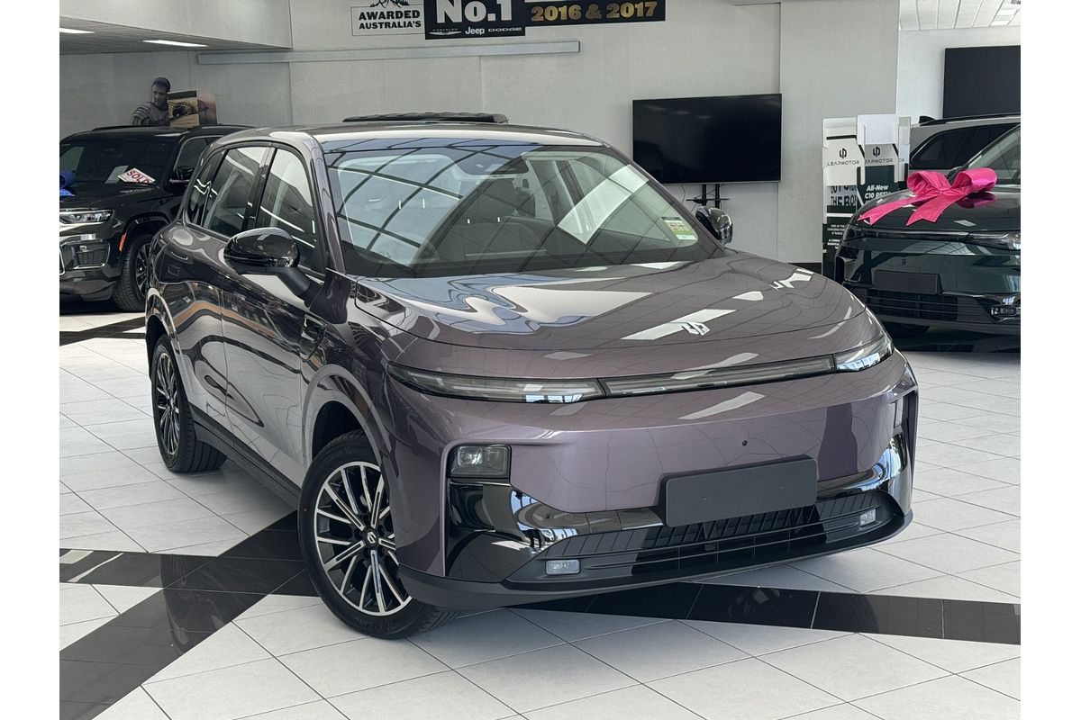 2026 Leapmotor B10 Design LR A12