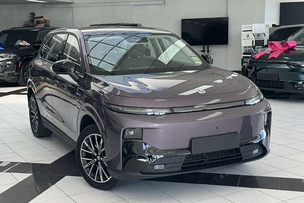 2026 Leapmotor B10 Design LR A12