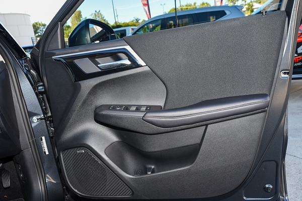 2026 Mitsubishi Outlander LS ZM thumb-15
