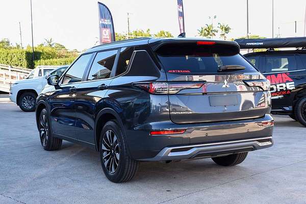 2025 Mitsubishi Outlander LS ZM thumb-4