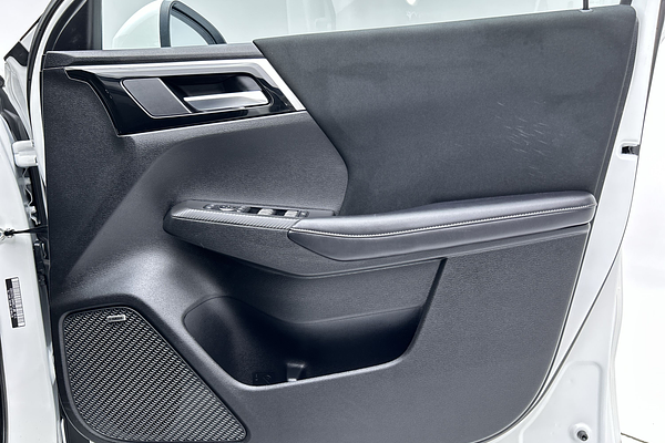 2026 Mitsubishi Outlander LS ZM thumb-39