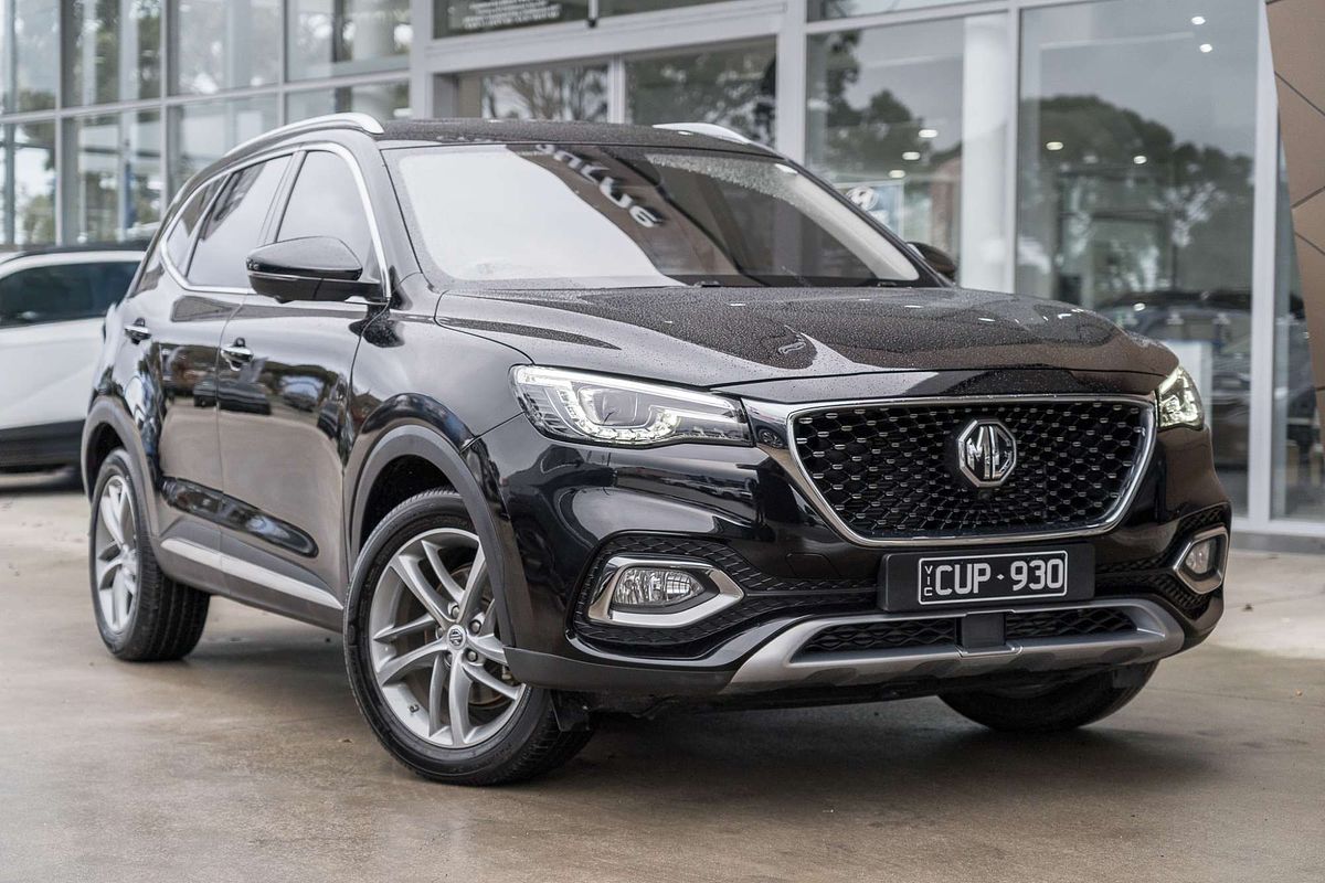 2023 MG HS Essence SAS23