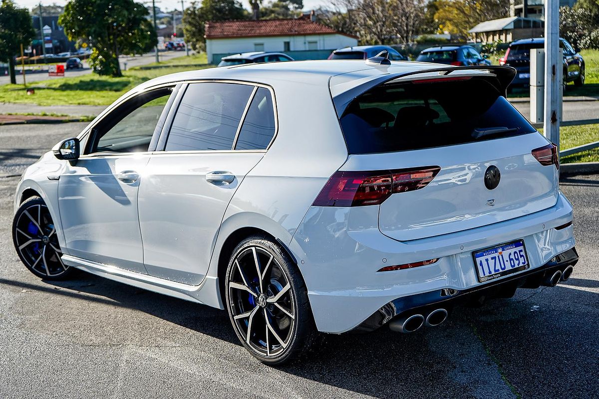 2022 Volkswagen Golf R 8
