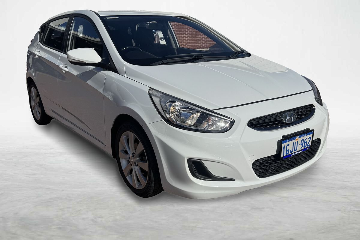 2017 Hyundai Accent Sport RB6