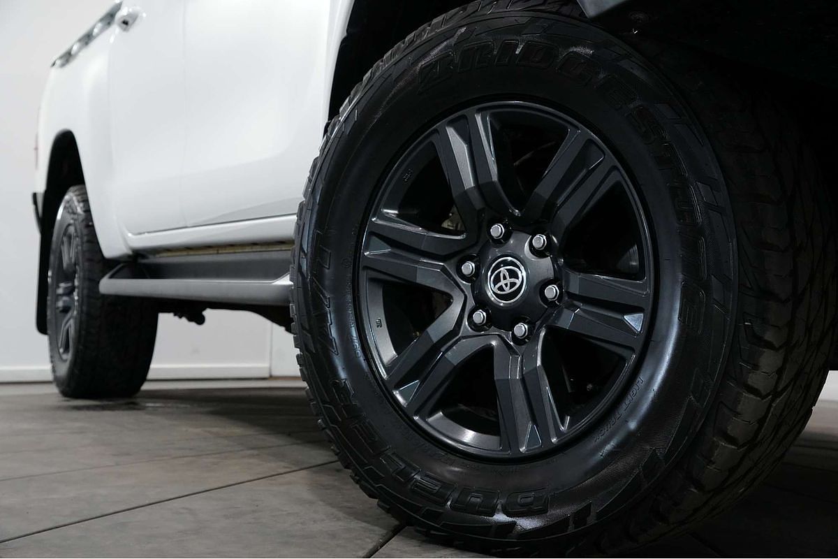 2023 Toyota Hilux SR GUN126R 4X4
