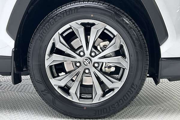 2025 Toyota RAV4 GXL AXAH52R thumb-9