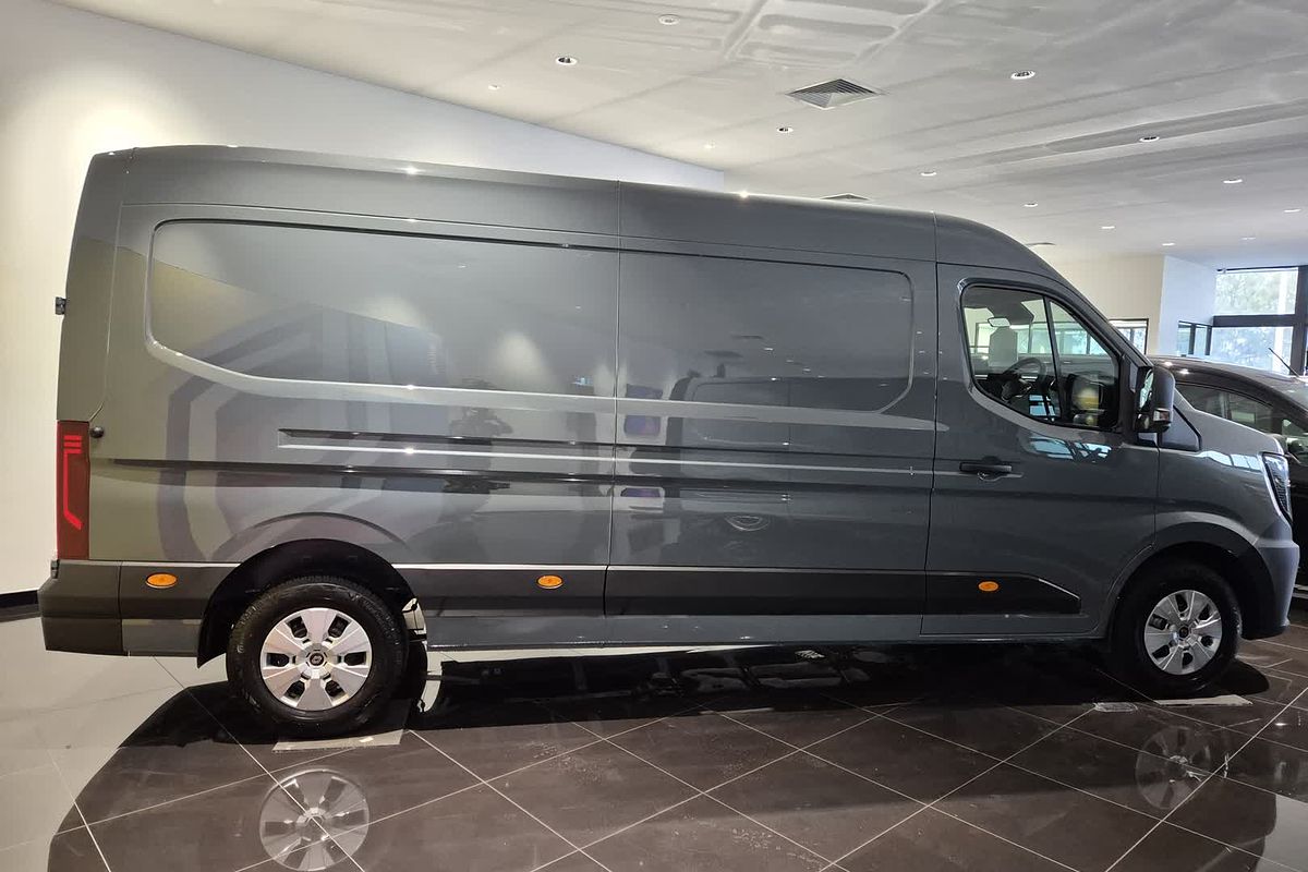2026 Renault Master XDD LWB Mid Roof