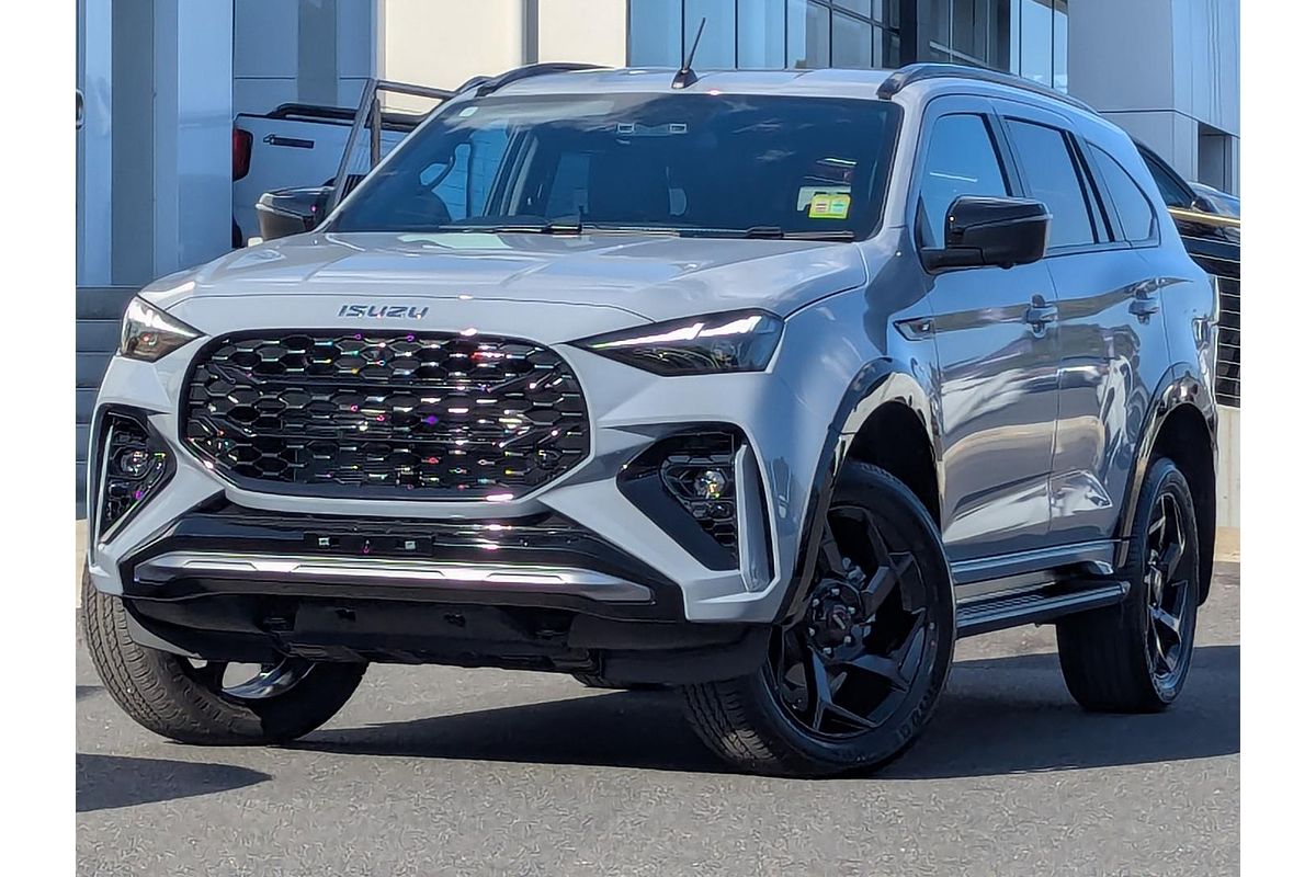 2026 Isuzu MU-X X-TERRAIN