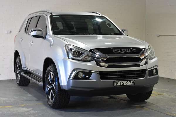 2020 Isuzu MU-X LS-T