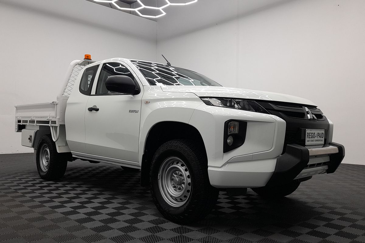 2019 Mitsubishi Triton GLX MR 4X4