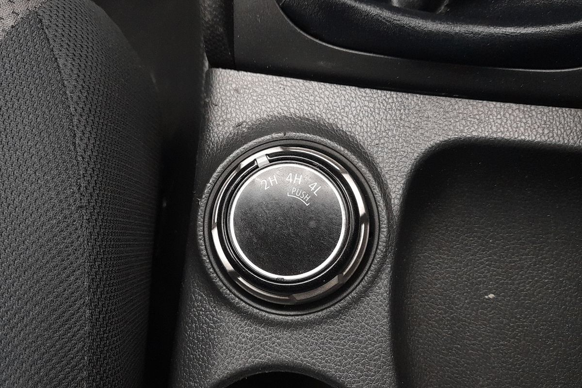 2019 Mitsubishi Triton GLX MR 4X4