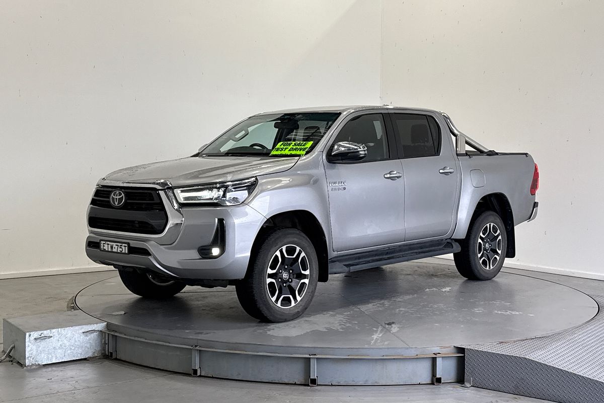 2022 Toyota Hilux SR5 GUN126R 4X4