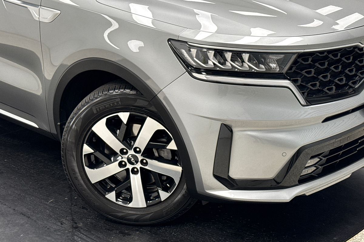 2022 Kia Sorento Sport MQ4