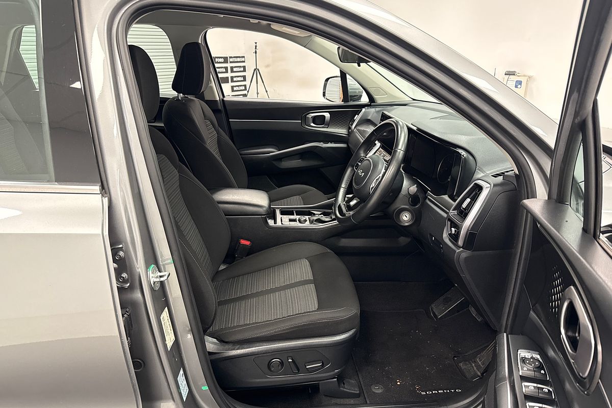 2022 Kia Sorento Sport MQ4
