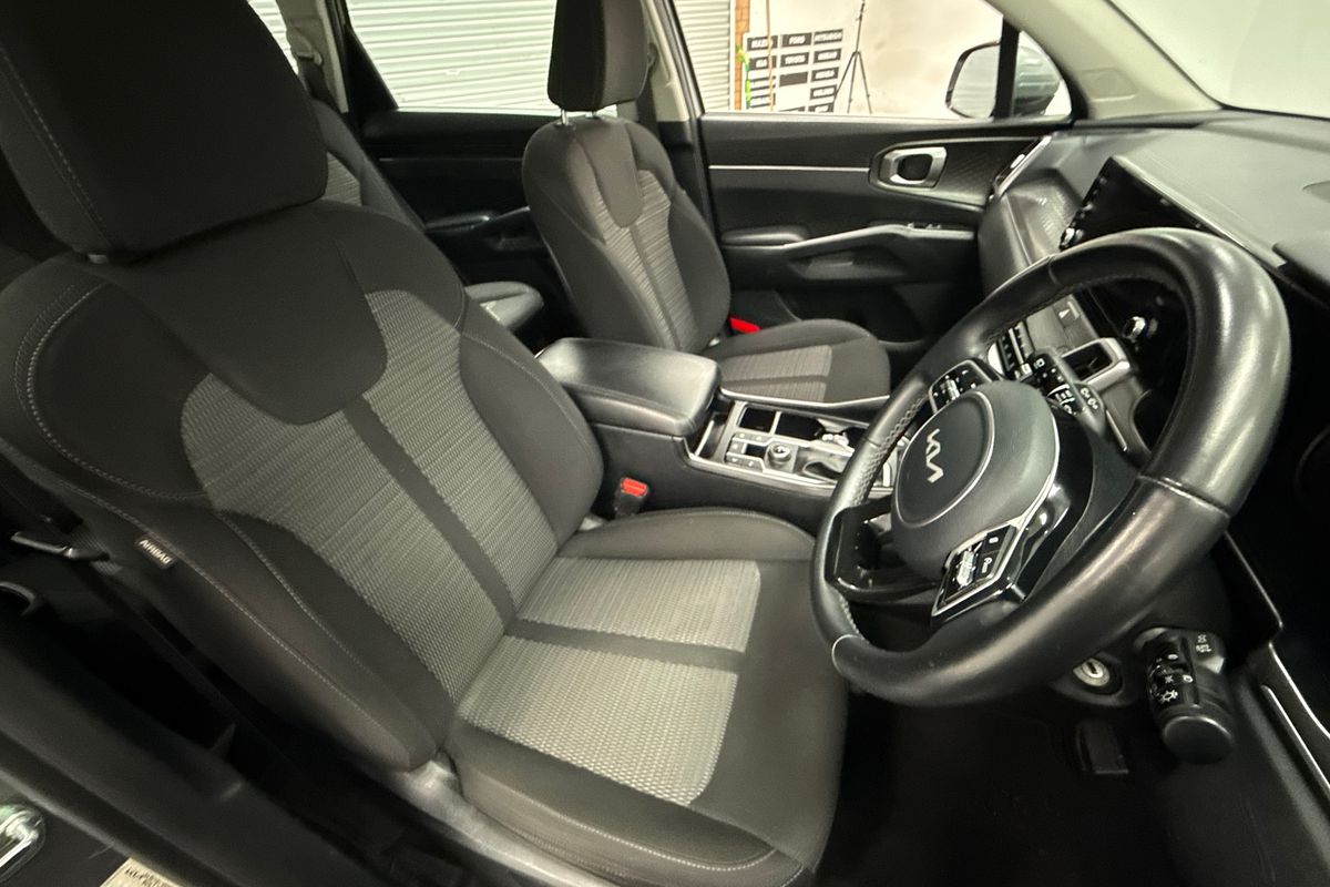2022 Kia Sorento Sport MQ4