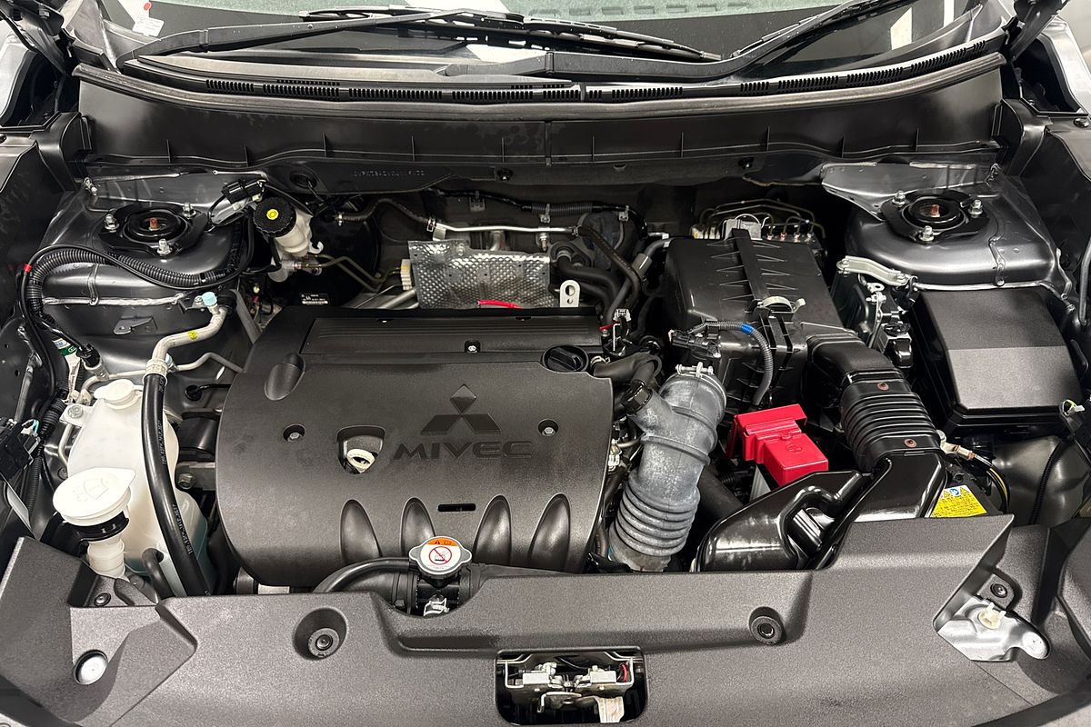 2022 Mitsubishi ASX ES XD