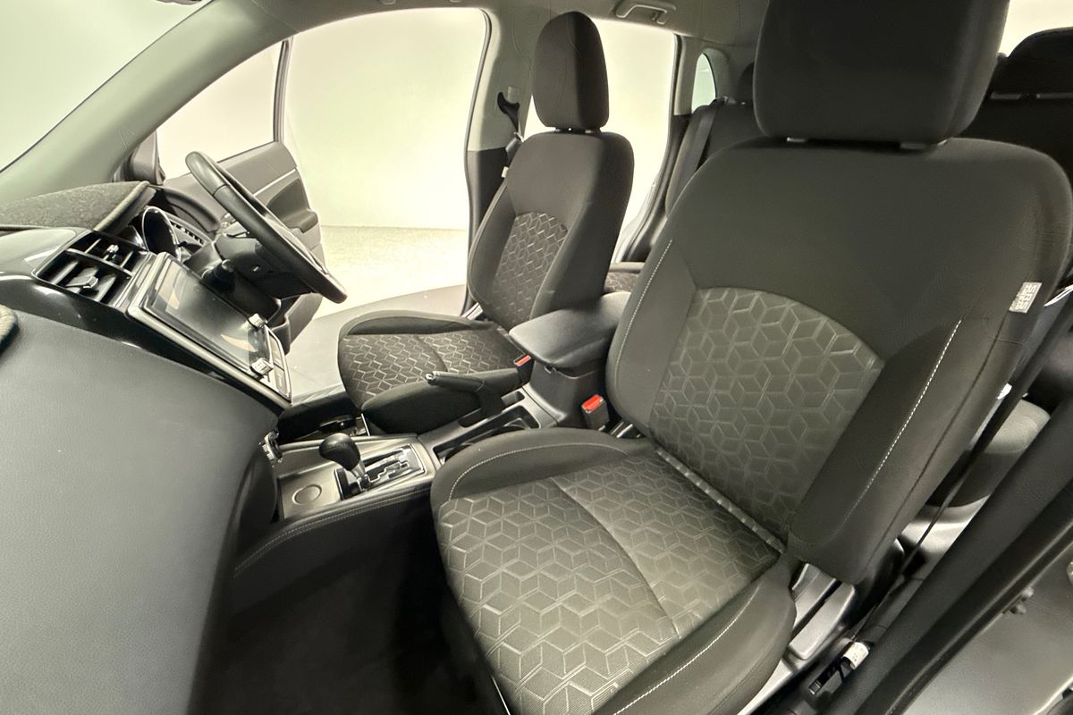 2022 Mitsubishi ASX ES XD