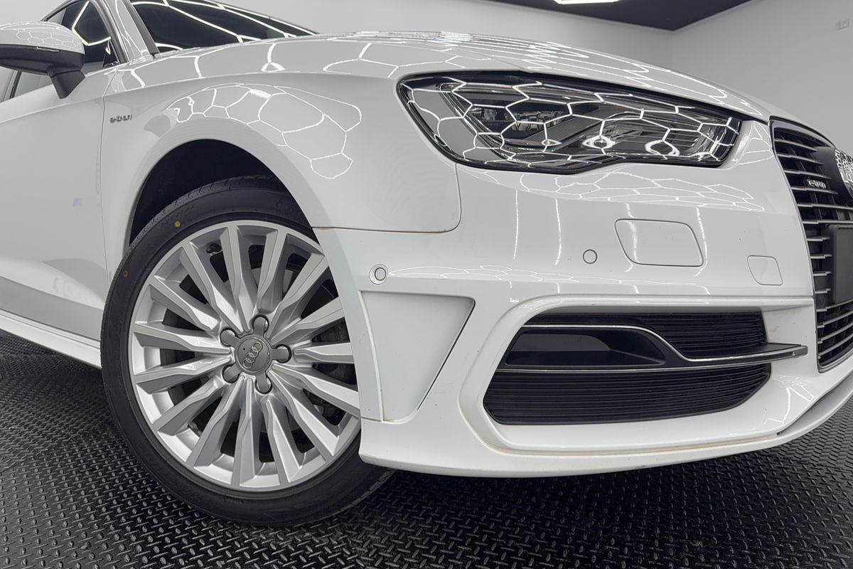 2015 Audi A3 e-tron 8V