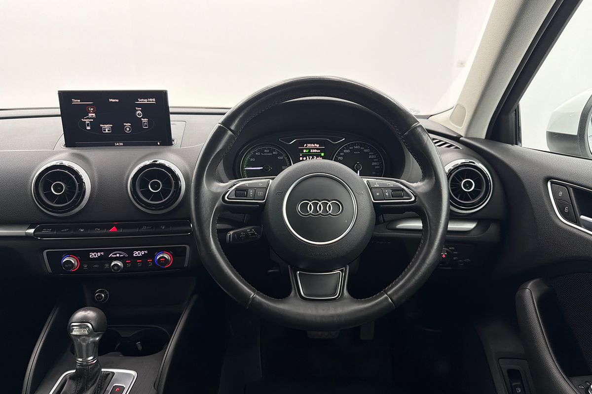 2015 Audi A3 e-tron 8V