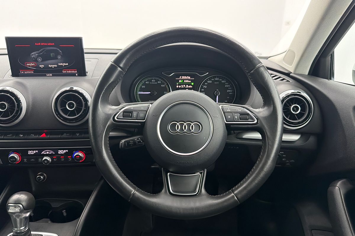 2015 Audi A3 e-tron 8V